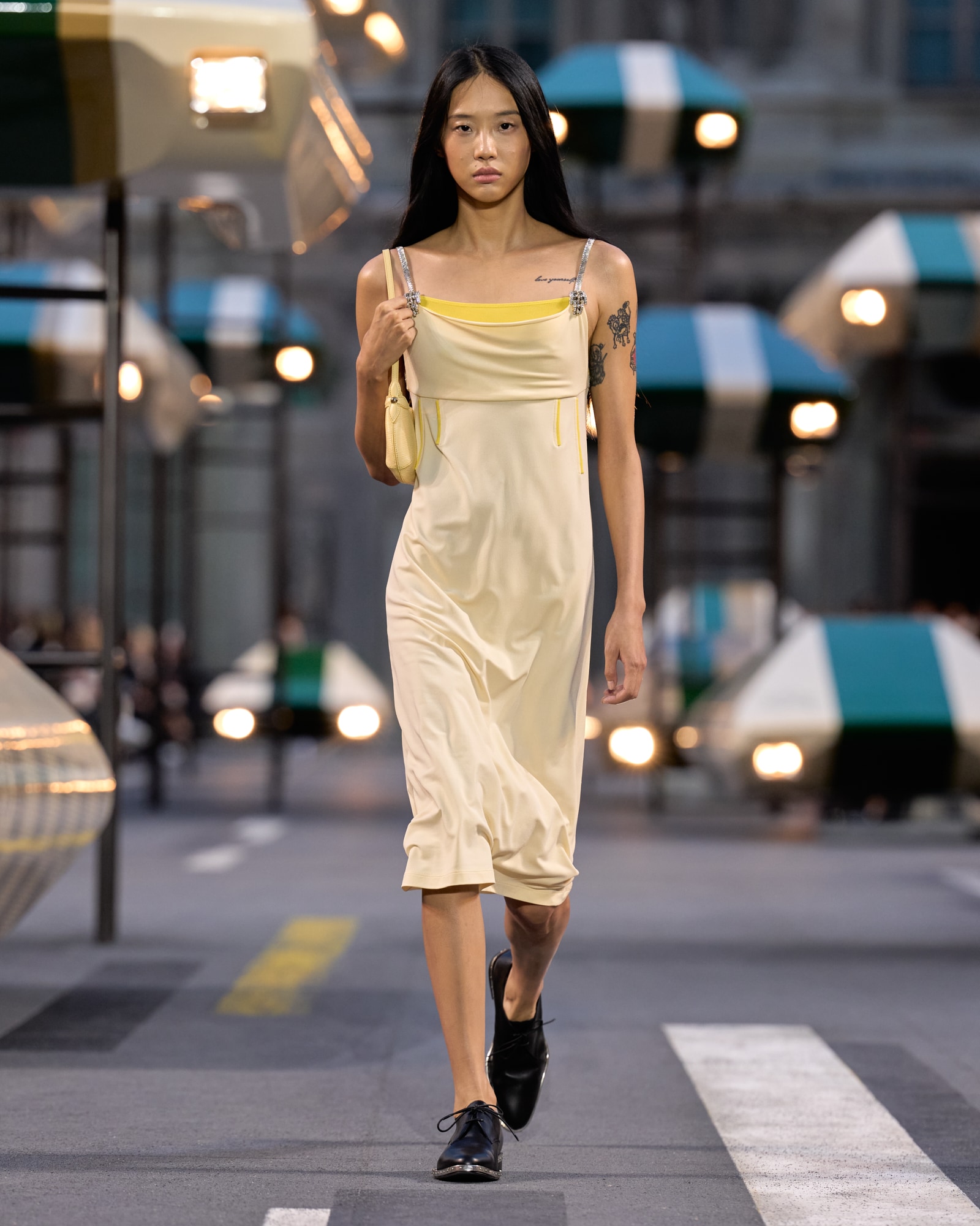 Women's Spring-Summer 2027 Show | LOUIS VUITTON ®